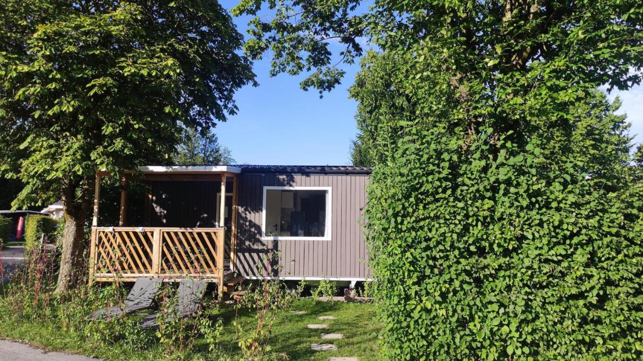 Glamping Wallersee - Unter Dem Kastanienbaum Helming المظهر الخارجي الصورة